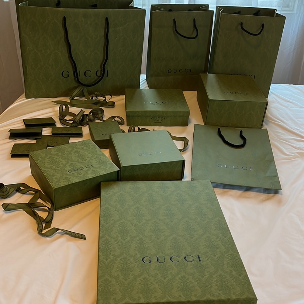 Gucci gift bags and gift boxes